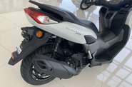 Yamaha NMax Base