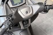 Yamaha NMax Base