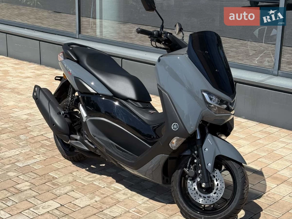 Yamaha NMax Base