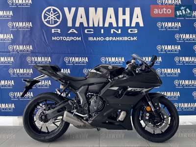 Yamaha R7 2024 Base