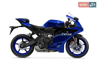 Yamaha R9