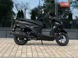 Yamaha RayZR