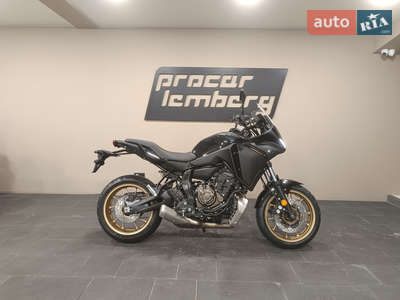 Yamaha Tracer Base 700 2024