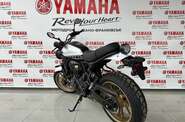Yamaha XSR 700 Base