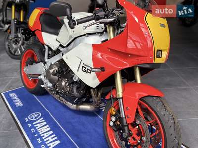Yamaha XSR 900 GP 2025 Base