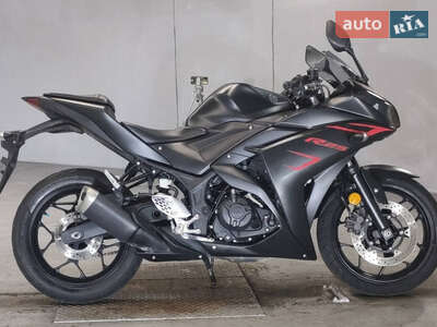 Yamaha YZF 2020 Base