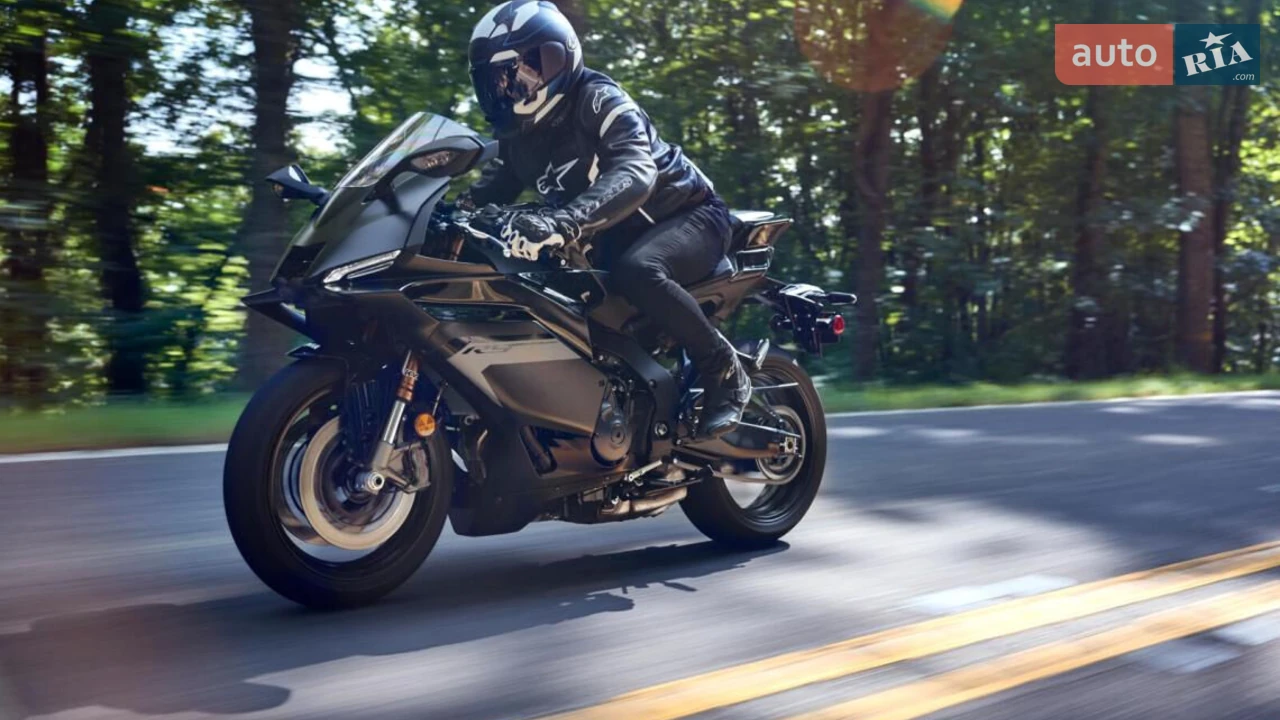 Yamaha YZF Base