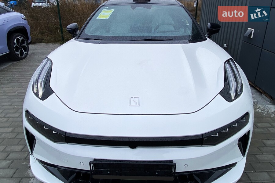 Zeekr 001 - фото 2