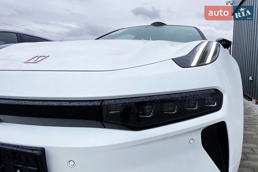 Zeekr 001 - фото 10