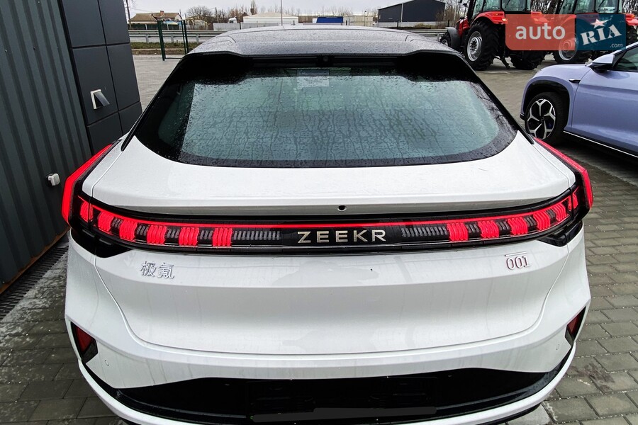 Zeekr 001 - фото 5