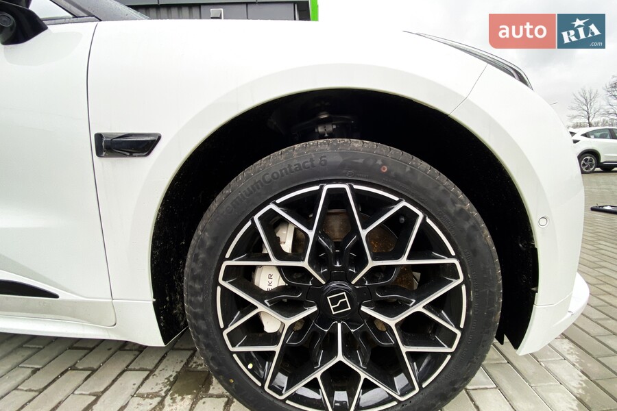 Zeekr 001 - фото 12