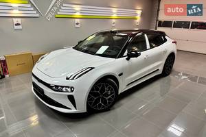 Zeekr 001 