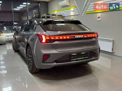 Новый Zeekr 001 2025 - фото 4