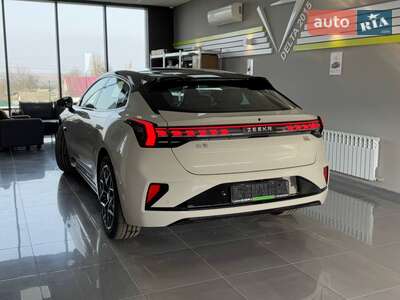 Новый Zeekr 001 2025 - фото 4