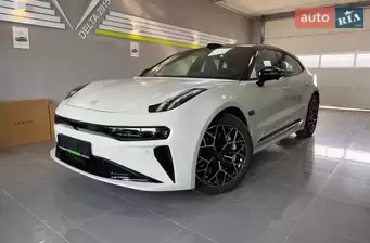Zeekr 001