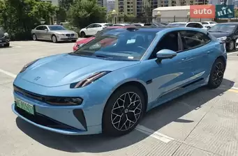 Zeekr 001