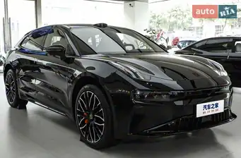 Zeekr 001