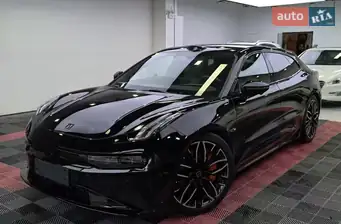 Zeekr 001