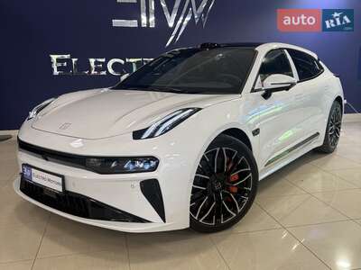 Zeekr 001 You 100 kWh Dual Motor Electric (789 к.с.) AWD 2025