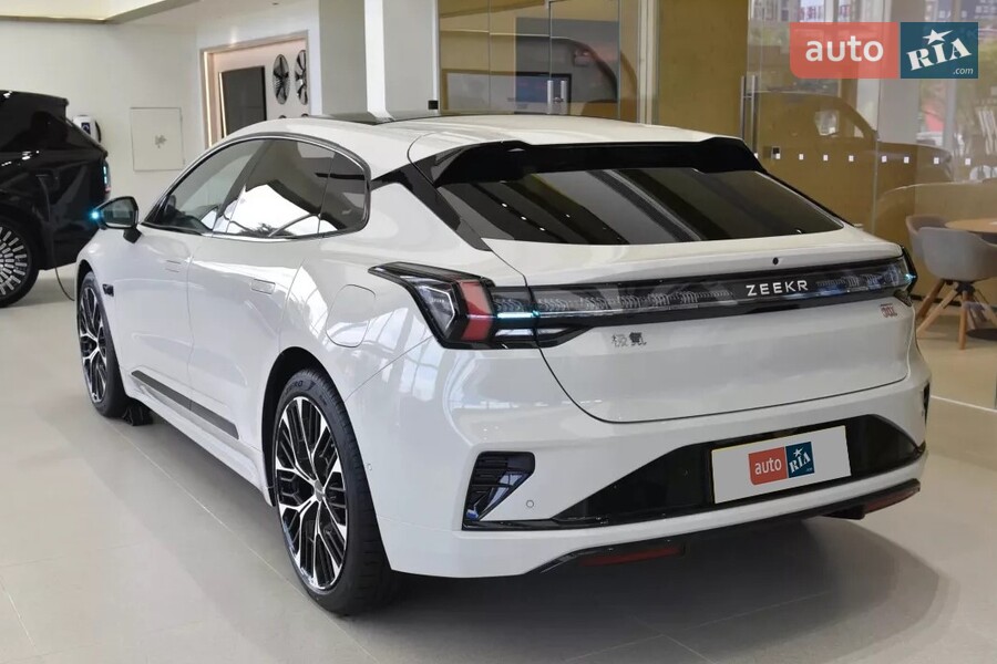 Zeekr 001 - фото 5