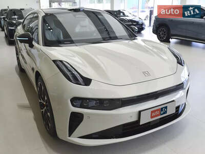 Zeekr 001 You 100 kWh Dual Motor Electric (789 к.с.) AWD 2025