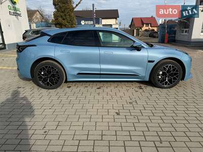 Новий Zeekr 001 2024 - фото 4