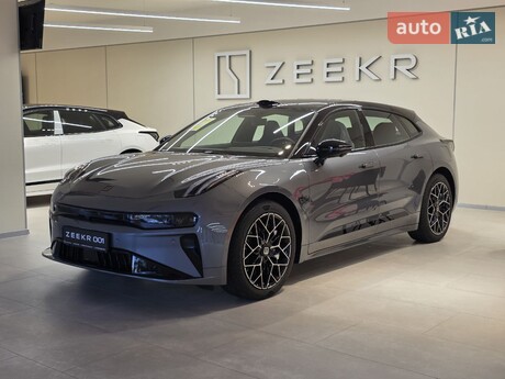Zeekr 001 2025
