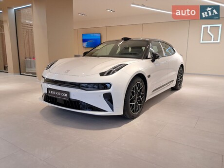 Zeekr 001 2025