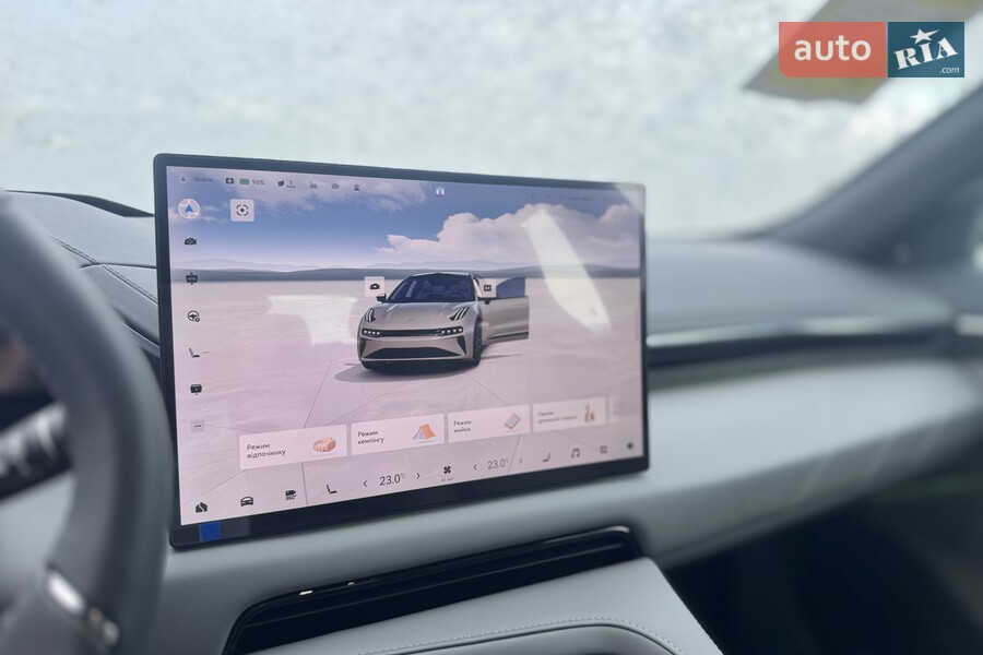 Zeekr 001 - фото 18