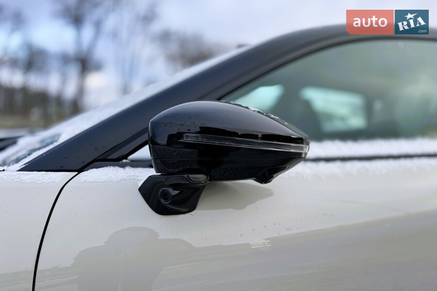 Zeekr 001 - фото 14