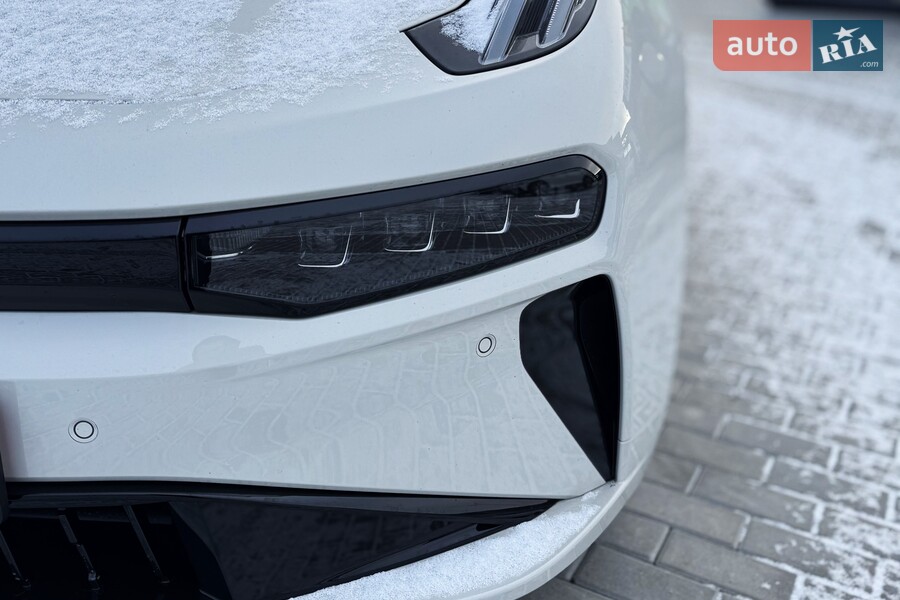 Zeekr 001 - фото 12