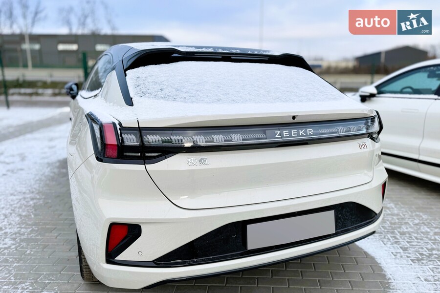 Zeekr 001 - фото 8