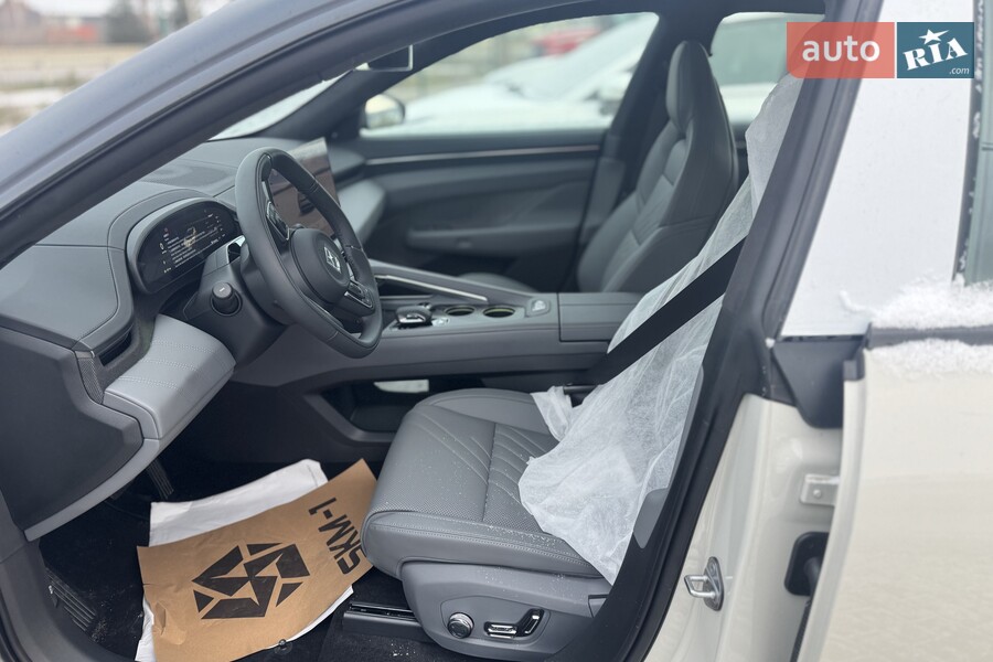 Zeekr 001 - фото 28