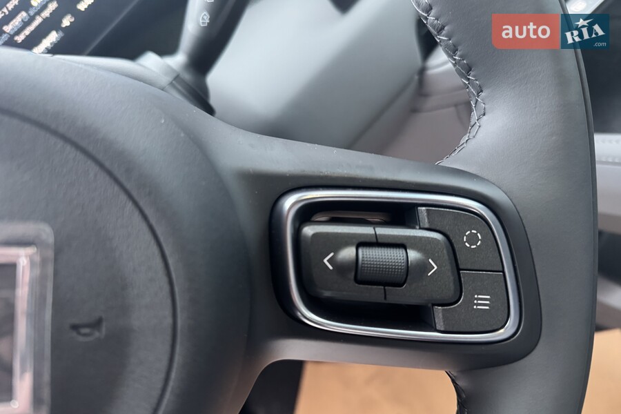 Zeekr 001 - фото 30