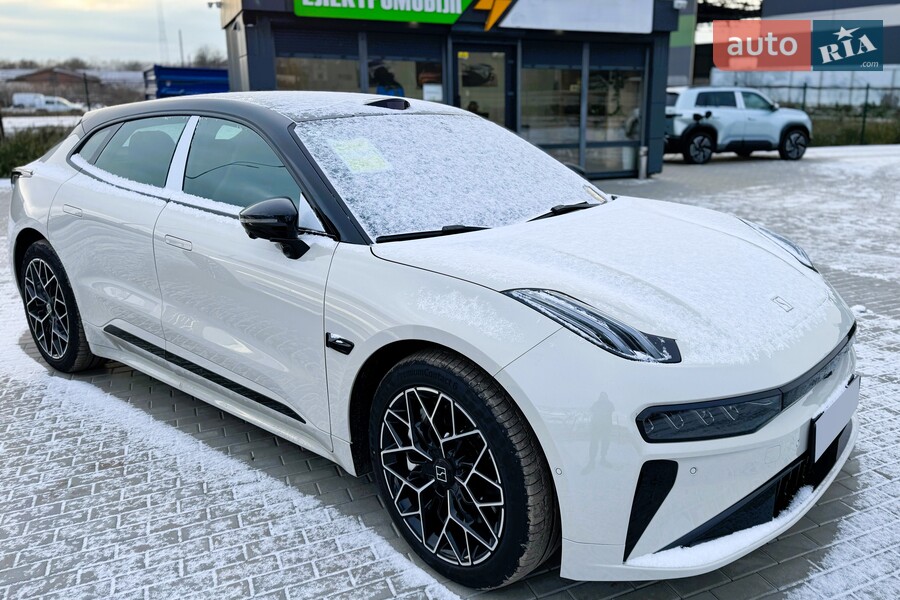 Zeekr 001 - фото 3