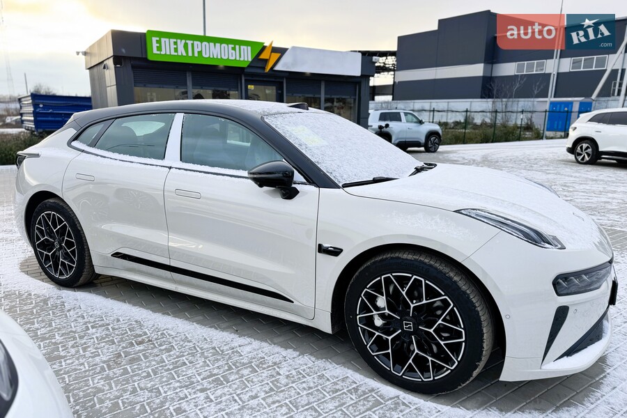 Zeekr 001 - фото 4