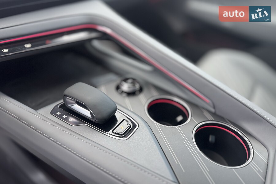 Zeekr 001 - фото 19