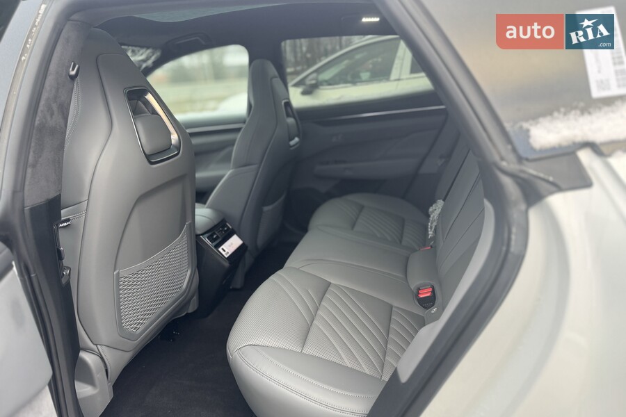 Zeekr 001 - фото 32