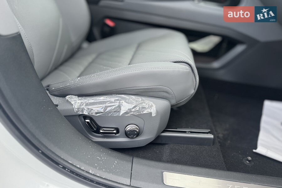 Zeekr 001 - фото 37