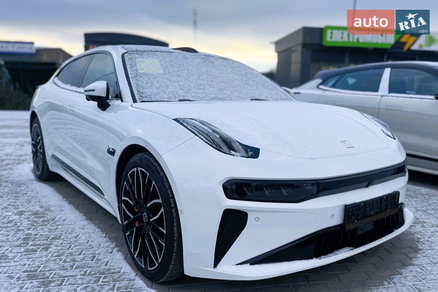 Zeekr 001 - фото 3