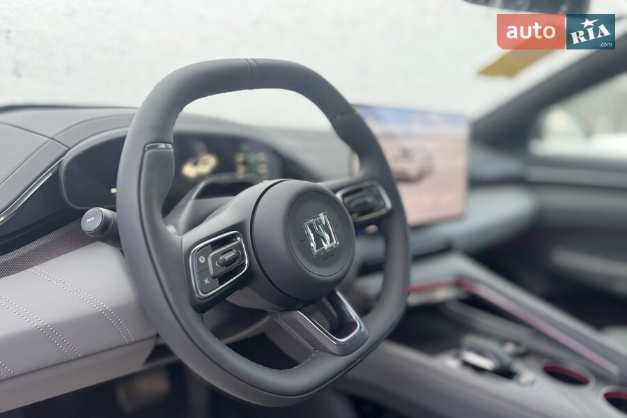 Zeekr 001 - фото 16