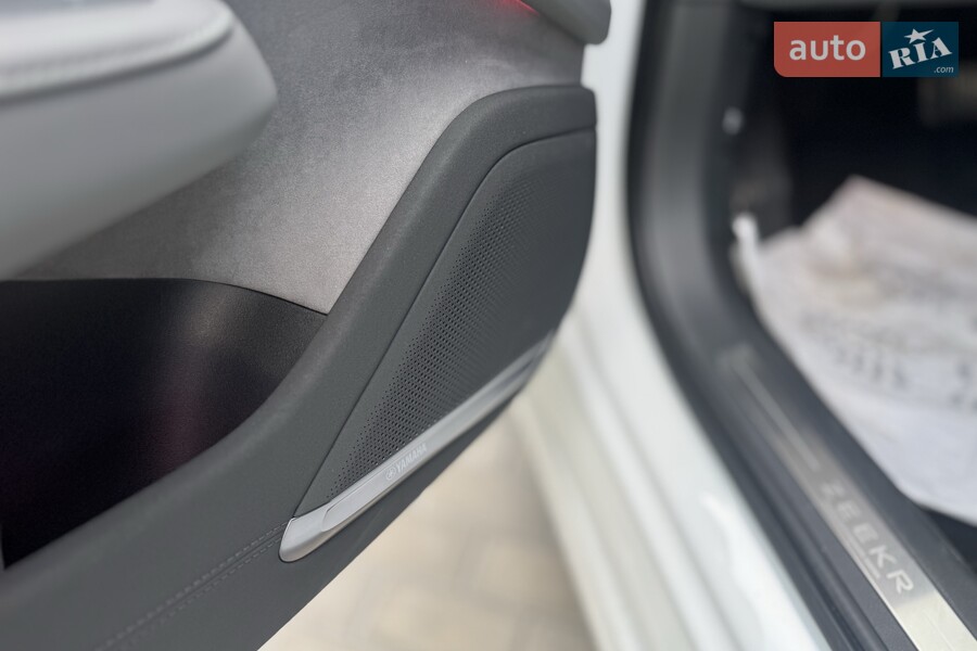 Zeekr 001 - фото 25