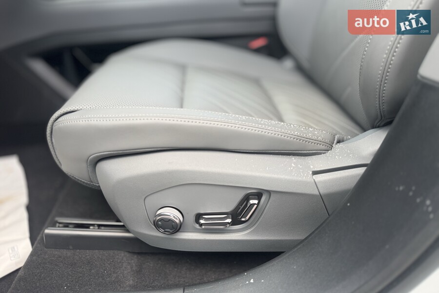 Zeekr 001 - фото 31