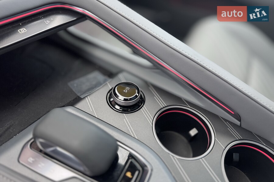 Zeekr 001 - фото 30