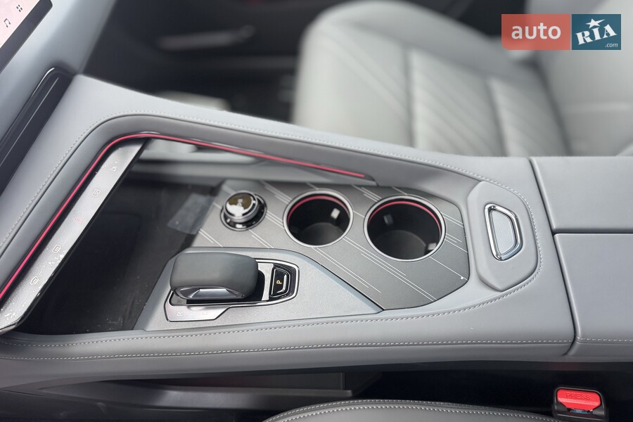 Zeekr 001 - фото 29