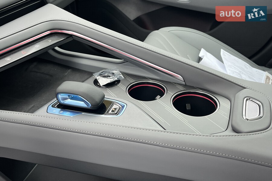 Zeekr 001 - фото 15