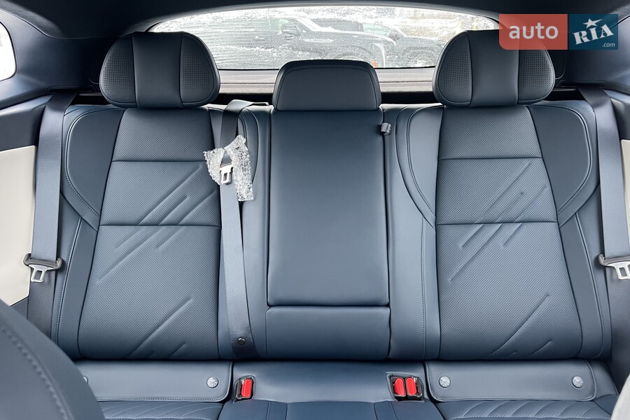 Zeekr 001 - фото 13