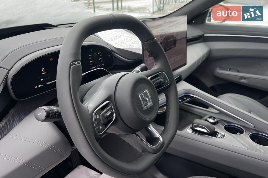 Zeekr 001 - фото 9