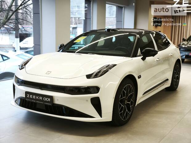 Zeekr 001 2025