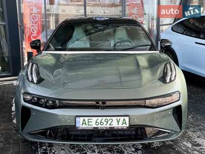 Новий Zeekr 001 2025 - фото 2